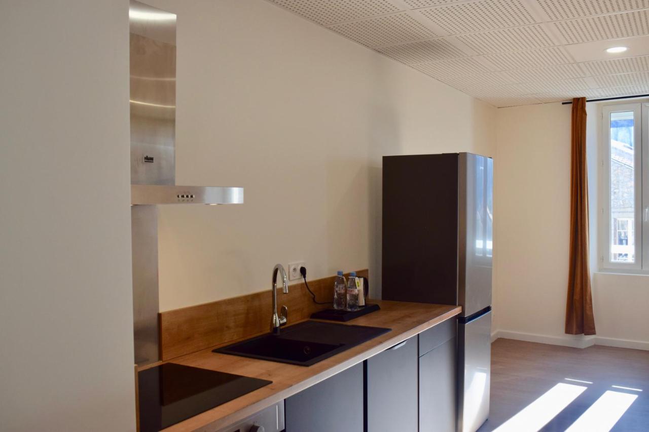 Hotel Et Appartements Les Platanes Thueyts Екстер'єр фото