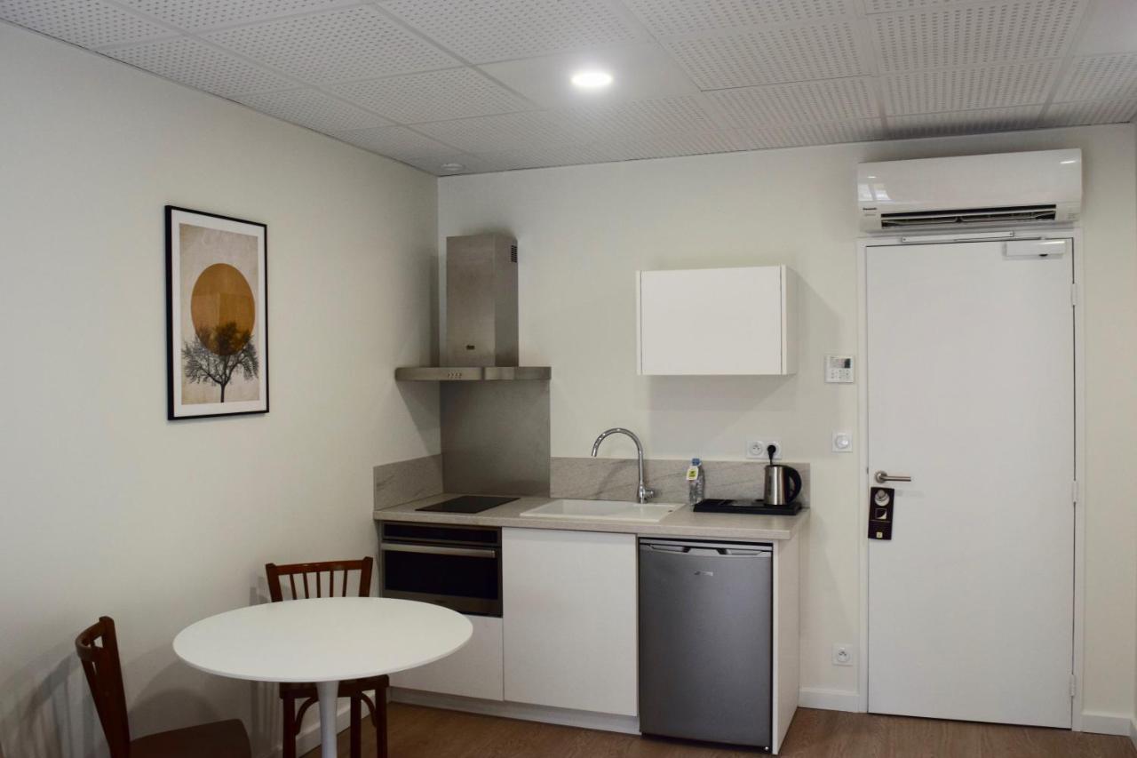 Hotel Et Appartements Les Platanes Thueyts Екстер'єр фото