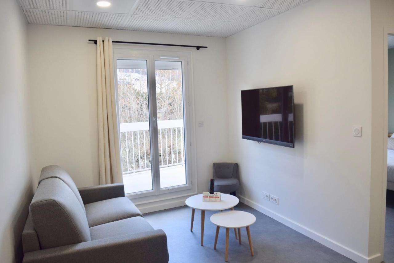 Hotel Et Appartements Les Platanes Thueyts Екстер'єр фото