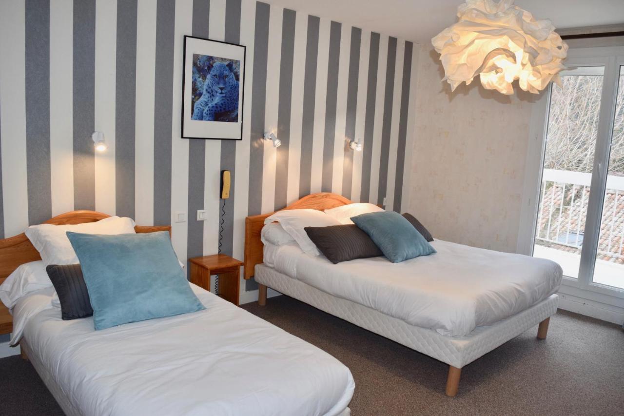 Hotel Et Appartements Les Platanes Thueyts Екстер'єр фото