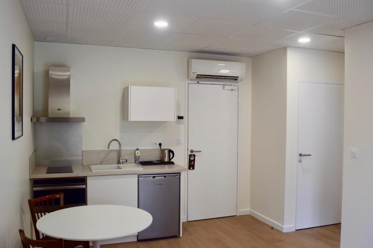 Hotel Et Appartements Les Platanes Thueyts Екстер'єр фото