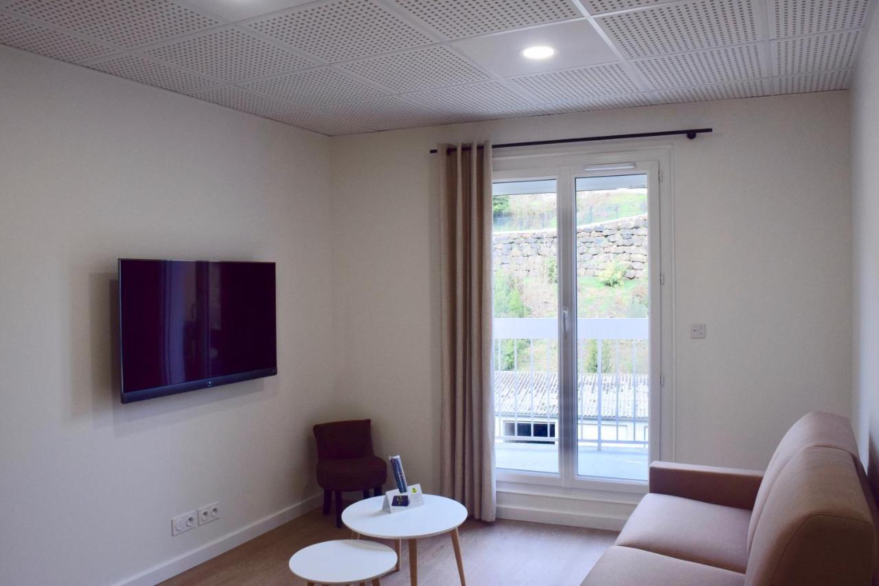 Hotel Et Appartements Les Platanes Thueyts Екстер'єр фото