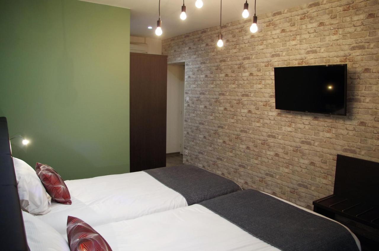 Hotel Et Appartements Les Platanes Thueyts Екстер'єр фото