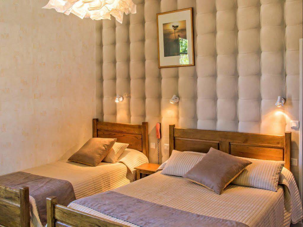 Hotel Et Appartements Les Platanes Thueyts Екстер'єр фото